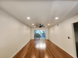 Photo #4: 223060856 Listing