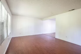 Photo #1: 223060907 Listing