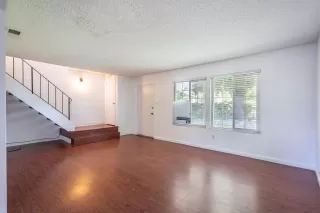 Photo #4: 223060907 Listing