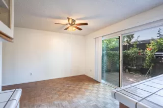 Photo #5: 223060907 Listing