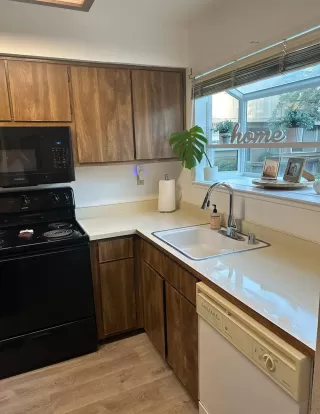 Photo #3: 223060980 Listing 