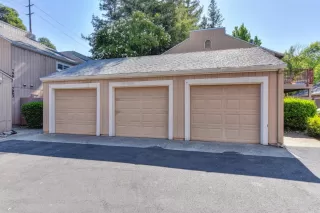 Photo #1: 223061035 Listing 