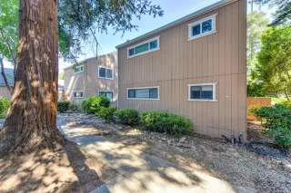 Photo #2: 223061035 Listing 