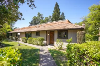 Photo #1: 223061355 Listing