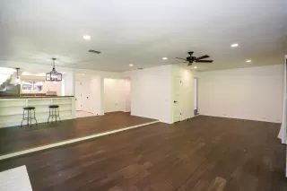 Photo #6: 223061355 Listing