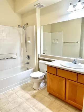 Photo #6: 223061407 Listing