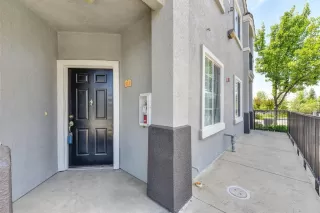 Photo #6: 223061552 Listing