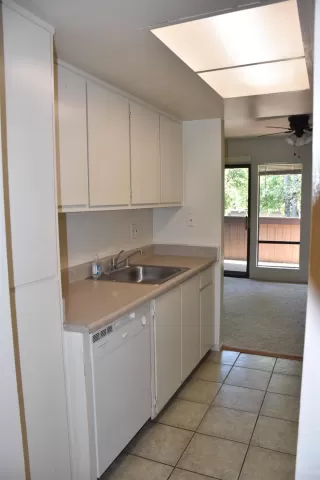 Photo #3: 223062173 Listing