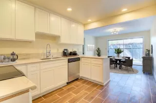 Photo #4: 223062818 Listing