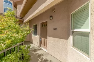 Photo #3: 223063192 Listing