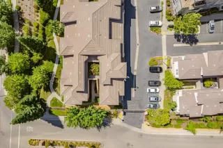 Photo #4: 223063192 Listing