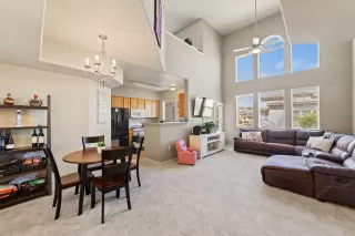 Photo #6: 223063192 Listing