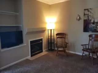 Photo #2: 223063343 Listing