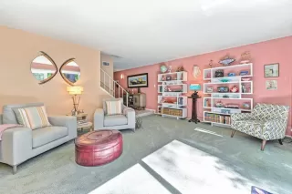 Photo #4: 223063354 Listing