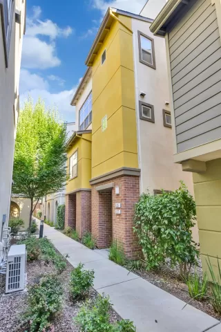 Photo #1: 223063368 Listing 