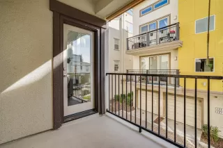 Photo #3: 223063927 Listing