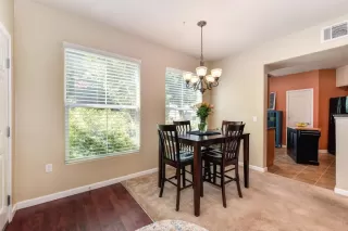 Photo #5: 223064162 Listing 