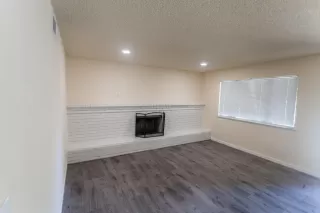 Photo #1: 223064272 Listing