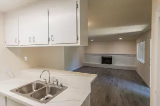 Photo #3: 223064272 Listing