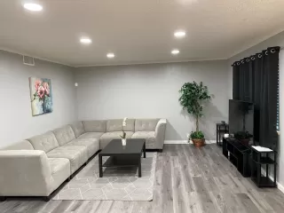 Photo #2: 223064291 Listing
