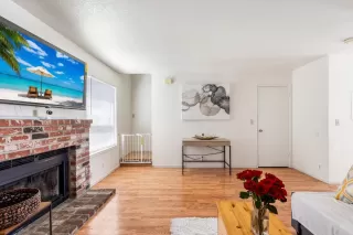 Photo #6: 223064957 Listing