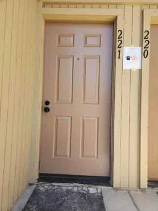 Photo #2: 223065403 Listing