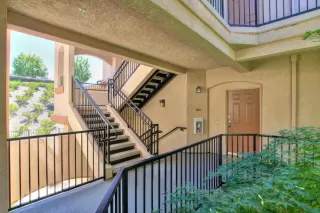 Photo #3: 223065932 Listing 