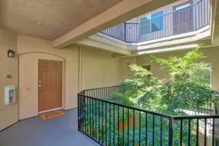 Photo #4: 223065932 Listing 