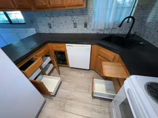 Photo #2: 223066067 Listing 