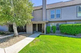 Photo #2: 223066143 Listing