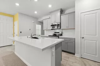 Photo #6: 223066233 Listing 