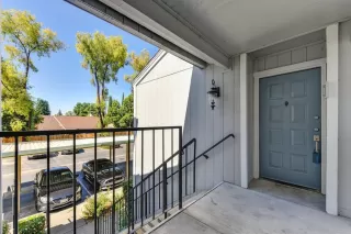 Photo #2: 223066404 Listing