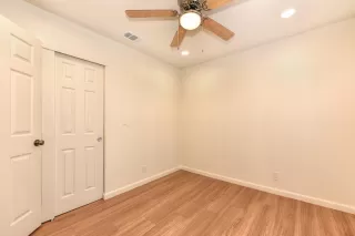 Photo #5: 223066404 Listing