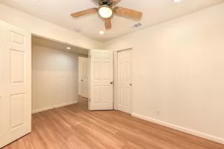 Photo #6: 223066404 Listing