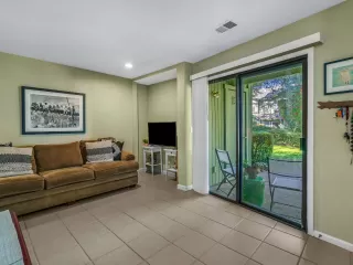 Photo #6: 223066431 Listing 