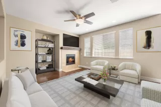 Photo #4: 223067988 Listing
