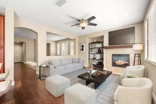 Photo #5: 223067988 Listing