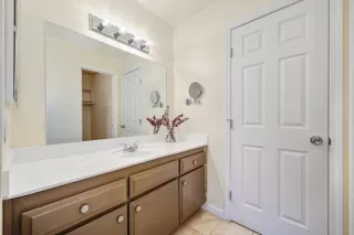 Photo #5: 223068015 Listing 