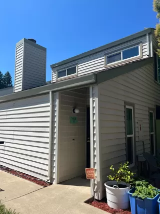 Photo #1: 223068054 Listing