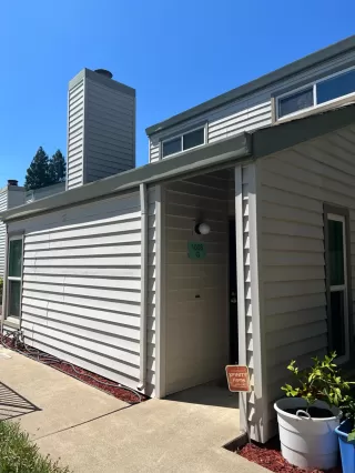 Photo #2: 223068054 Listing