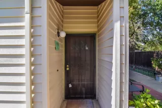Photo #6: 223068054 Listing