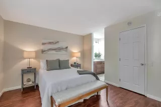 Photo #4: 223068101 Listing