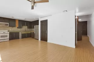 Photo #5: 223068326 Listing 