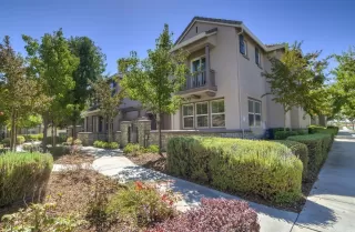 Photo #1: 223069525 Listing 