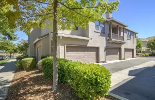 Photo #3: 223069525 Listing 