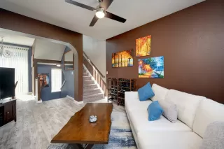 Photo #5: 223069700 Listing