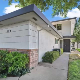 Photo #2: 223070042 Listing 