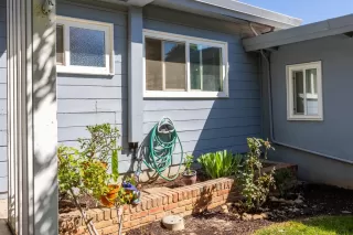 Photo #4: 223070342 Listing