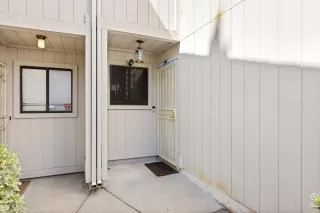 Photo #3: 223070602 Listing