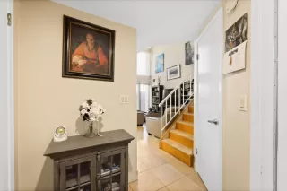 Photo #4: 223070602 Listing